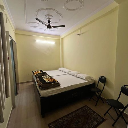 Incredible Banaras Inn バラナシ エクステリア 写真